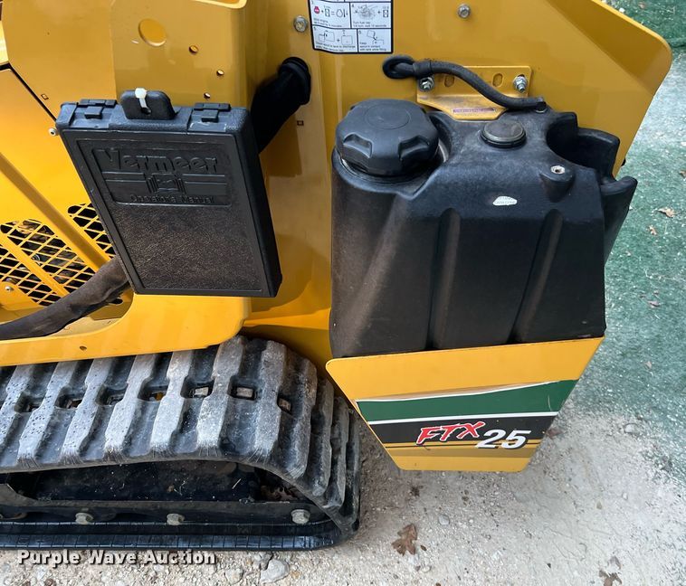 image for item MH9966 2016 Vermeer FTX25  trencher