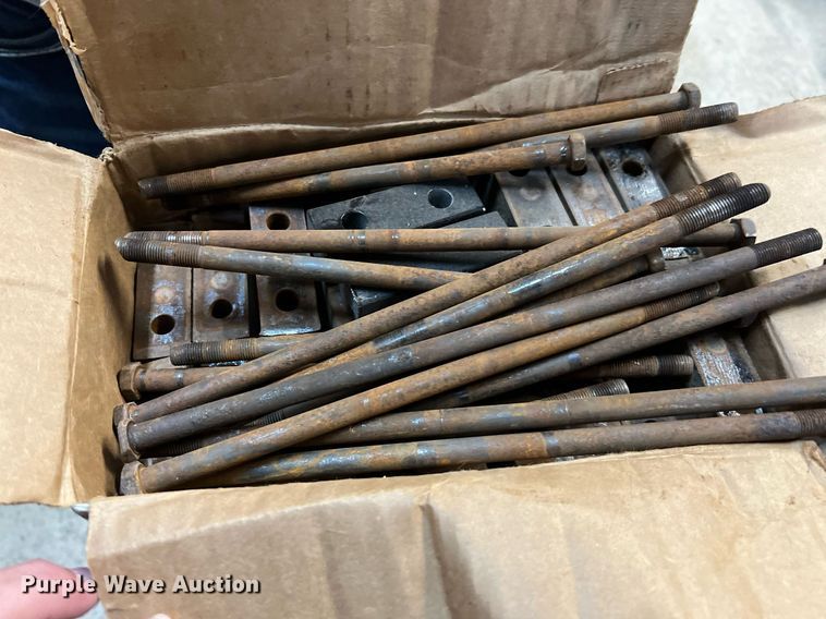 image for item MH9966 2016 Vermeer FTX25  trencher