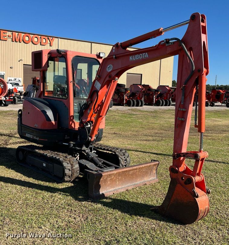 image for item MH9967 2016 Kubota KX91-3  mini excavator