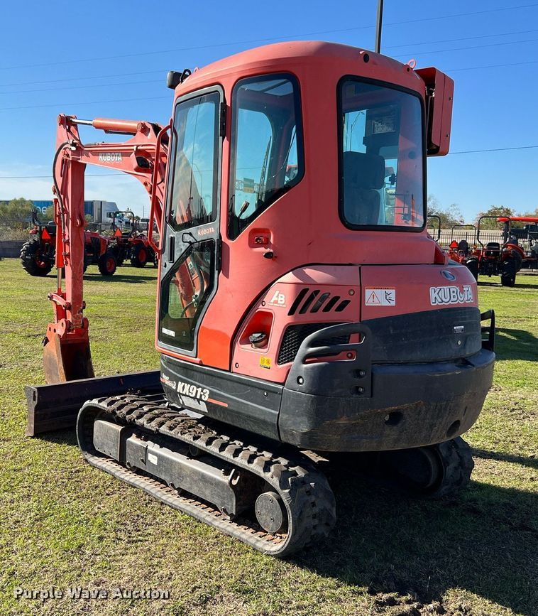 image for item MH9967 2016 Kubota KX91-3  mini excavator