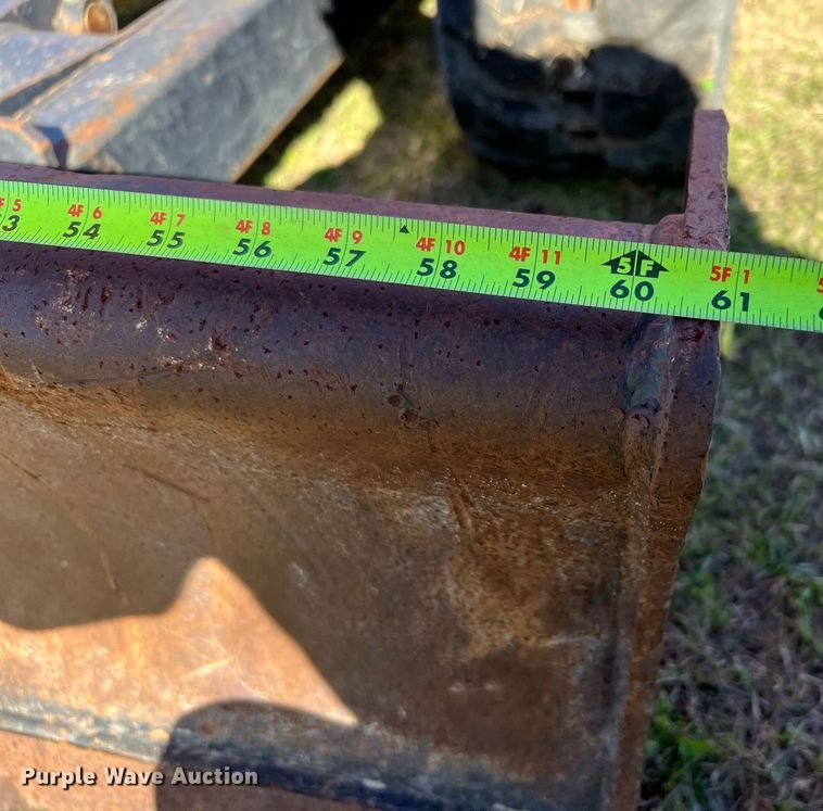 image for item MH9967 2016 Kubota KX91-3  mini excavator