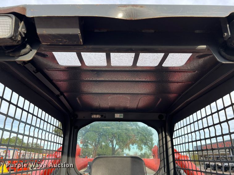 image for item MH9971 2019 Kubota SVL95-2HF  tracked skid steer loader