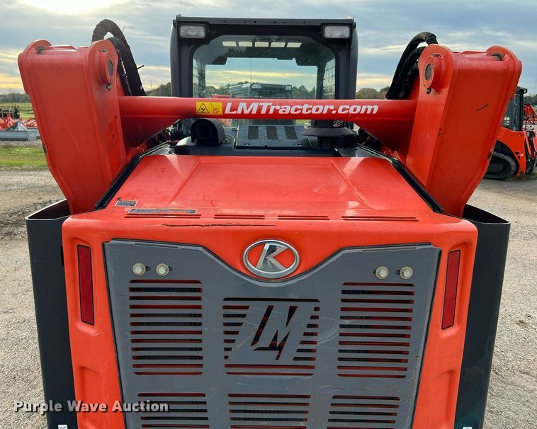 image for item MH9971 2019 Kubota SVL95-2HF  tracked skid steer loader