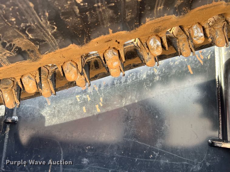 image for item MH9971 2019 Kubota SVL95-2HF  tracked skid steer loader