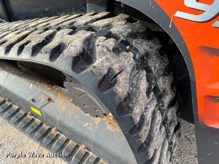 image for item MH9971 2019 Kubota SVL95-2HF  tracked skid steer loader