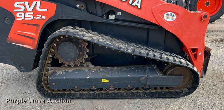 image for item MH9971 2019 Kubota SVL95-2HF  tracked skid steer loader