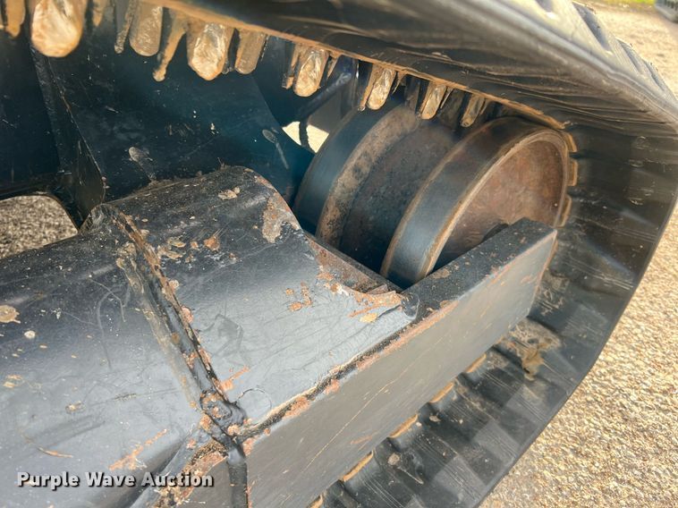 image for item MH9971 2019 Kubota SVL95-2HF  tracked skid steer loader