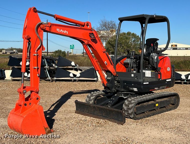 image for item MH9972 2022 Kubota KX71-3R1  mini excavator