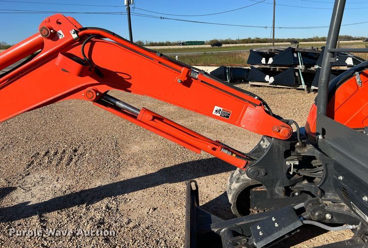 image for item MH9972 2022 Kubota KX71-3R1  mini excavator