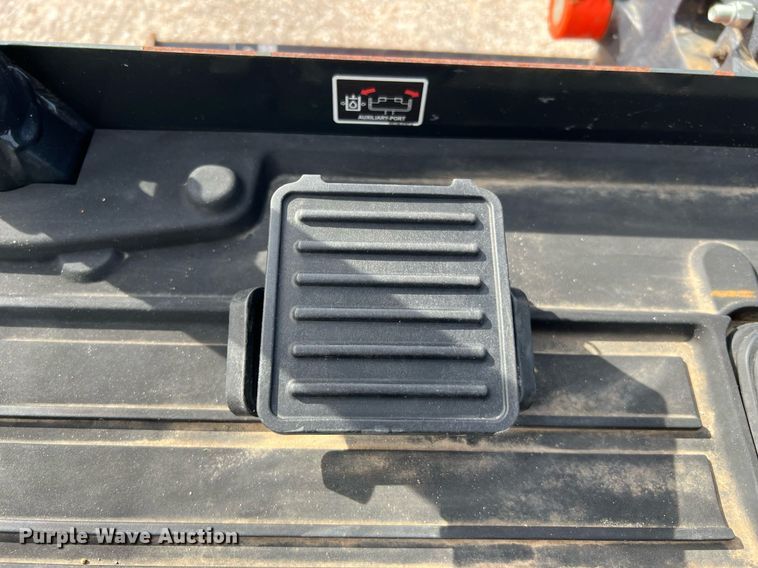 image for item MH9982 2019 Kubota KX018-4R1  mini excavator