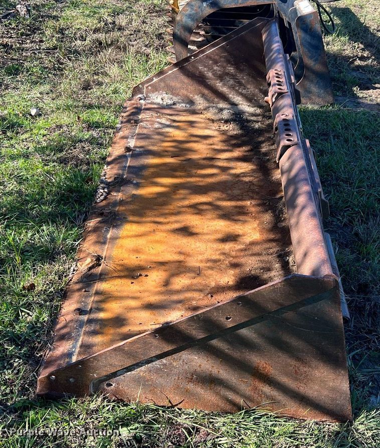 image for item MH9985 Bobcat  skid steer bucket