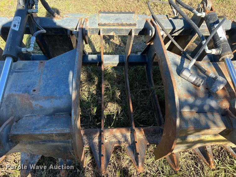 image for item MH9986 Brush Grapple XHD84-6  skid steer grapple bucket
