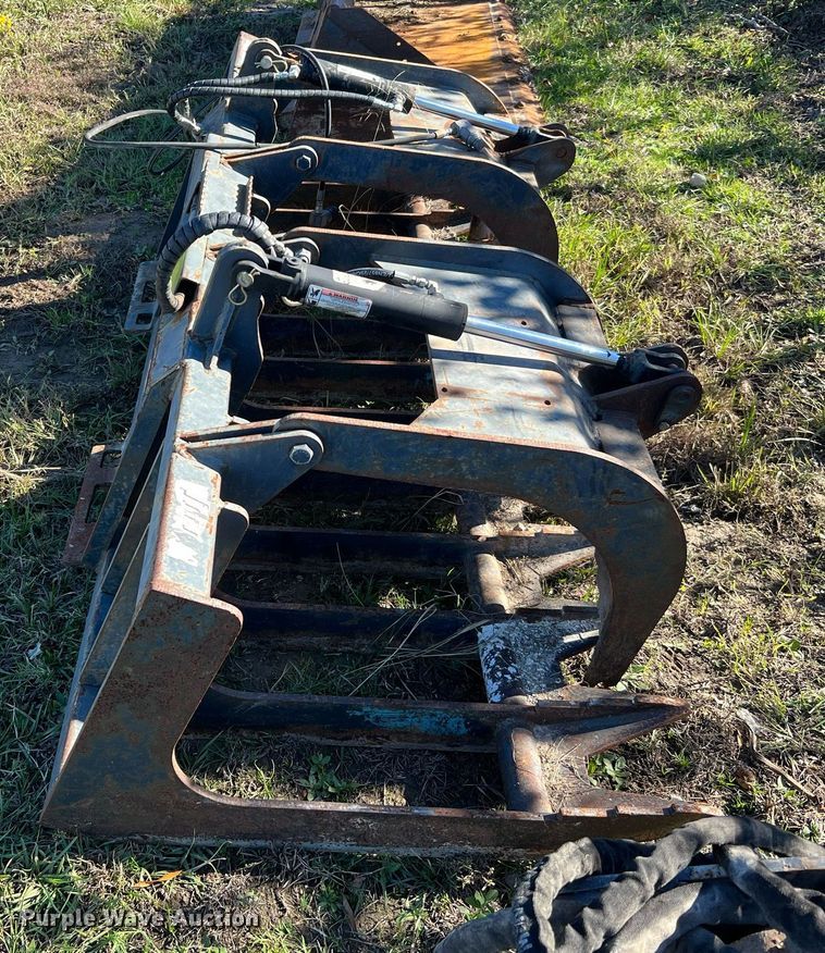 image for item MH9986 Brush Grapple XHD84-6  skid steer grapple bucket