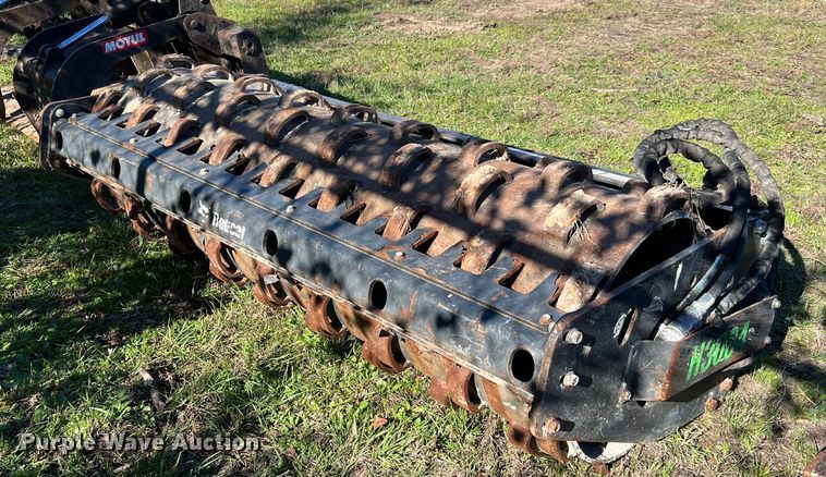 image for item MH9987 2019 Bobcat  skid steer roller