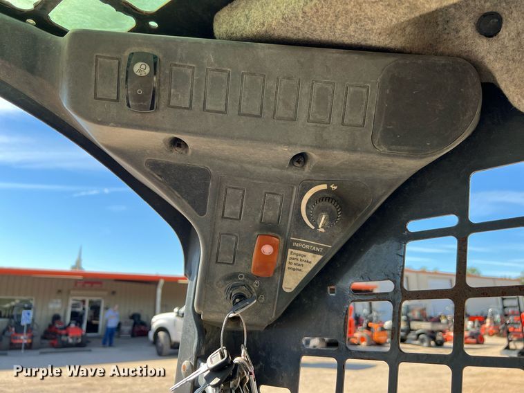 image for item MH9997 2017 John Deere 317G  tracked skid steer loader