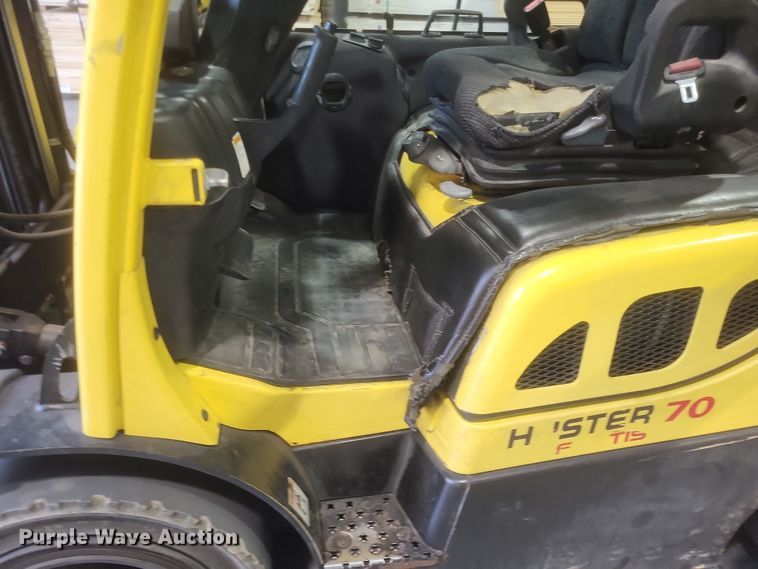 image for item MI9865 2013 Hyster H70FT  forklift