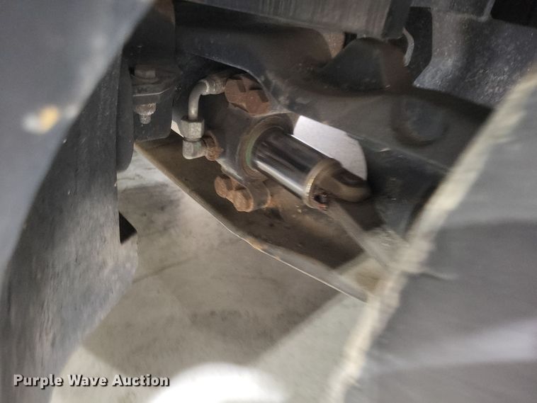 image for item MI9865 2013 Hyster H70FT  forklift