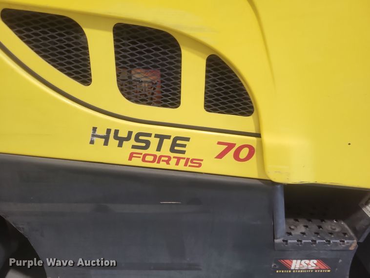 image for item MI9865 2013 Hyster H70FT  forklift