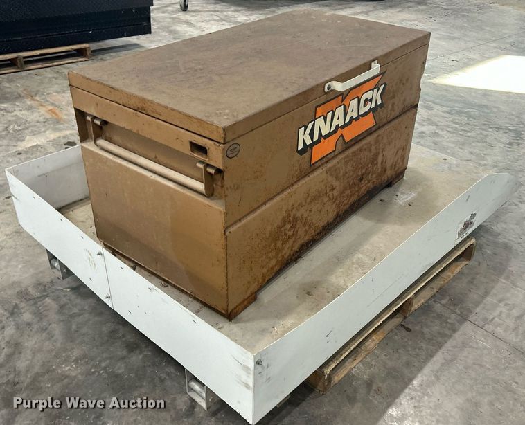 image for item MO9117 Automotive accessories