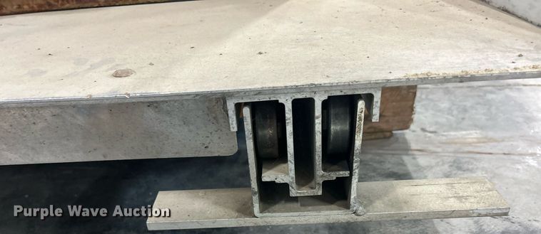 image for item MO9117 Automotive accessories