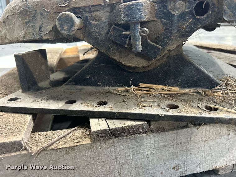 image for item MO9119 Fontaine No-Slack II SL6PMA7250  fifth wheel plate