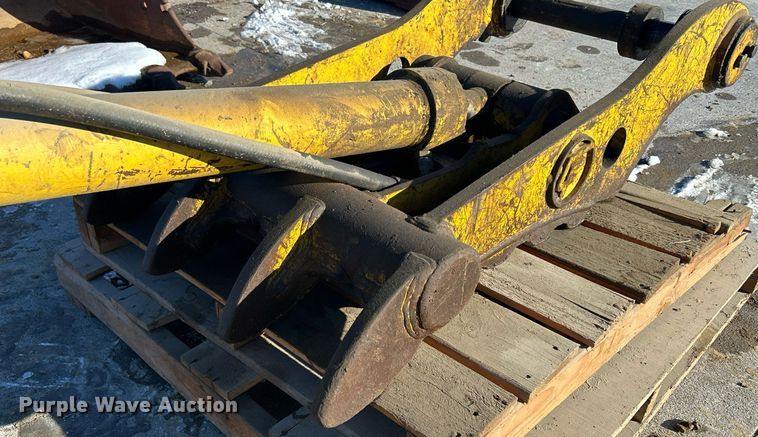 image for item MO9121 CP  excavator attachments