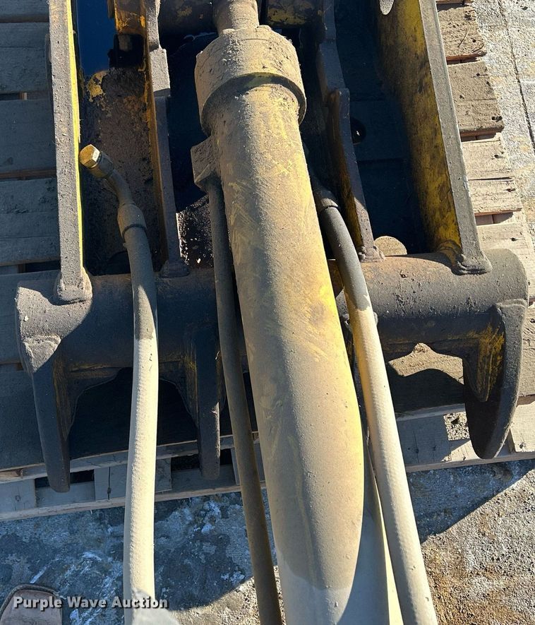 image for item MO9121 CP  excavator attachments