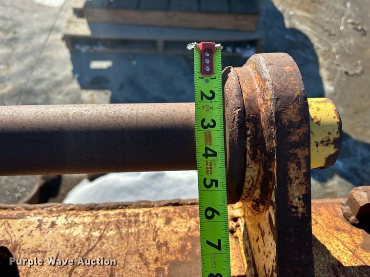 image for item MO9121 CP  excavator attachments