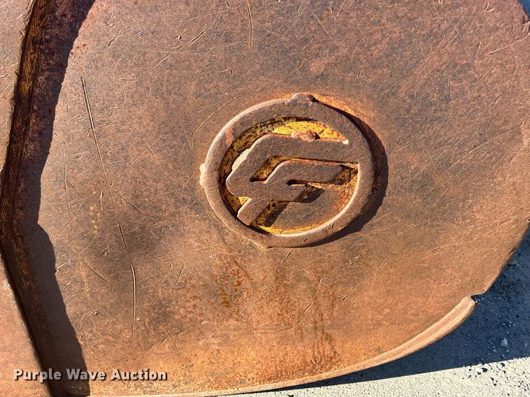 image for item MO9121 CP  excavator attachments