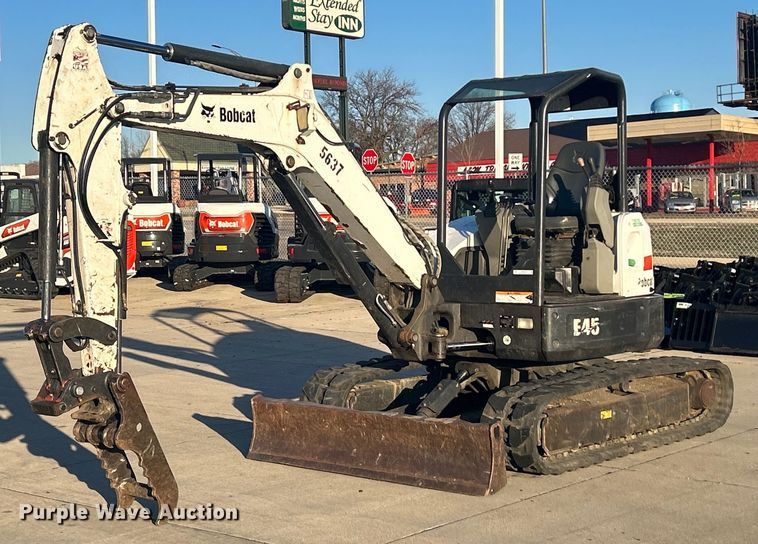 image for item MO9128 2012 Bobcat E45  mini excavator