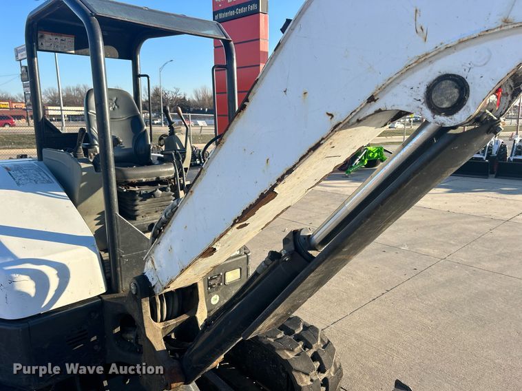 image for item MO9128 2012 Bobcat E45  mini excavator