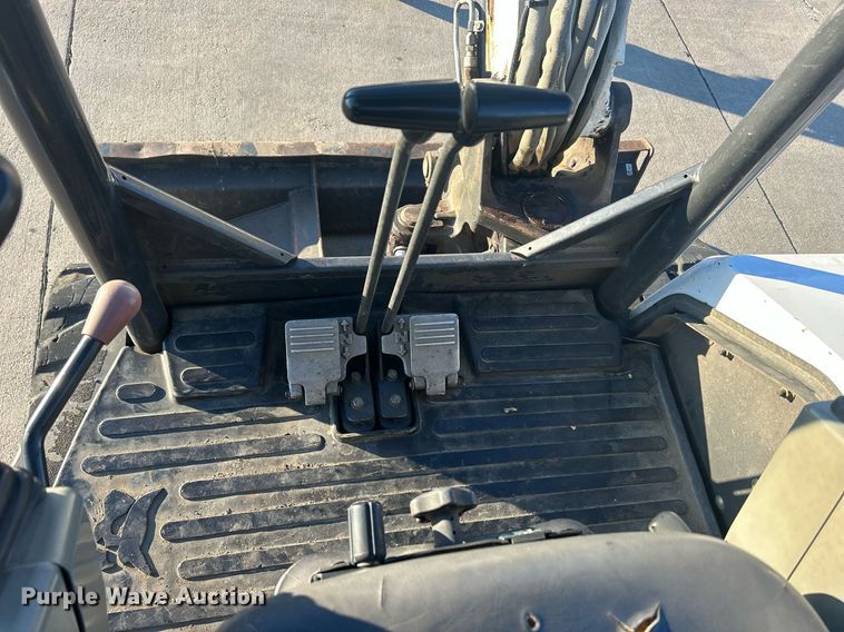 image for item MO9128 2012 Bobcat E45  mini excavator