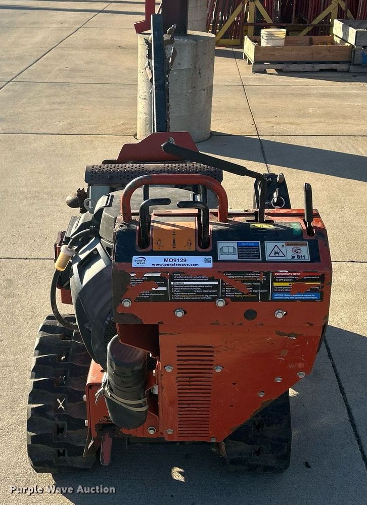 image for item MO9129 2013 Ditch Witch RT20  trencher