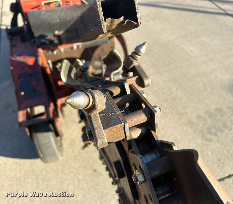 image for item MO9129 2013 Ditch Witch RT20  trencher