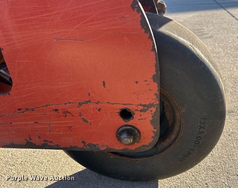 image for item MO9129 2013 Ditch Witch RT20  trencher