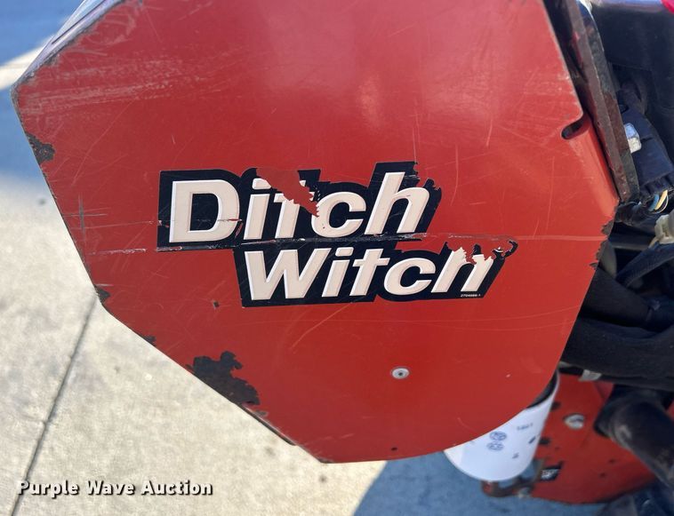 image for item MO9129 2013 Ditch Witch RT20  trencher