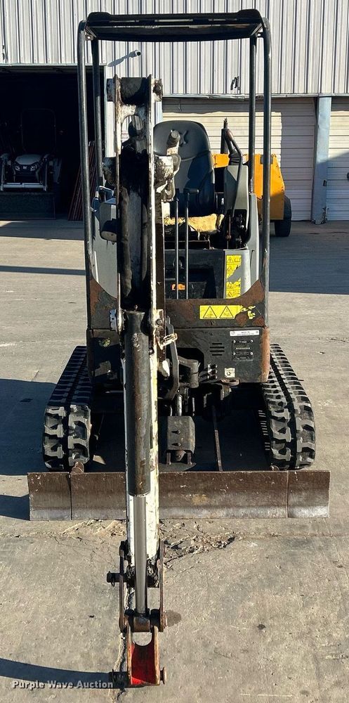 image for item MO9130 2015 Bobcat E20  mini excavator