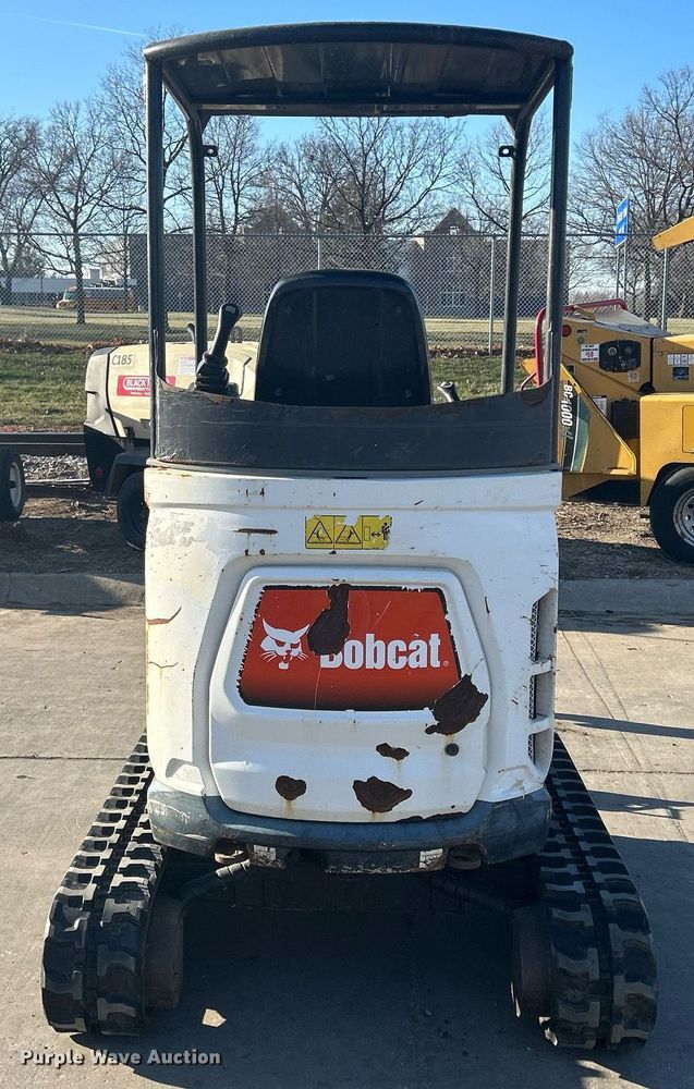 image for item MO9130 2015 Bobcat E20  mini excavator