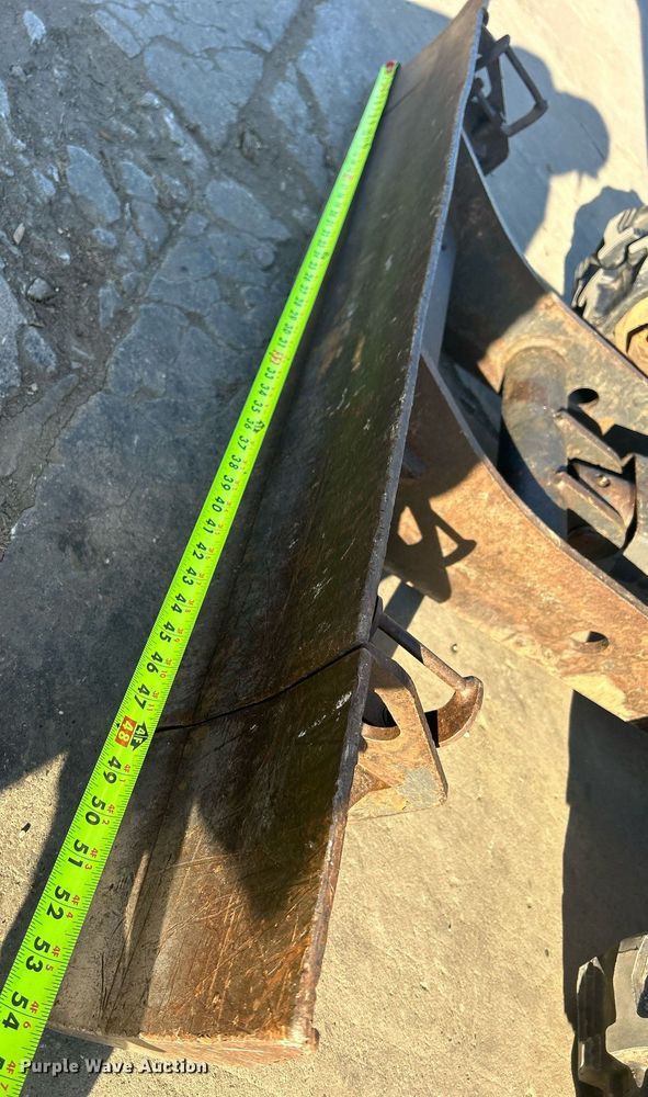 image for item MO9130 2015 Bobcat E20  mini excavator