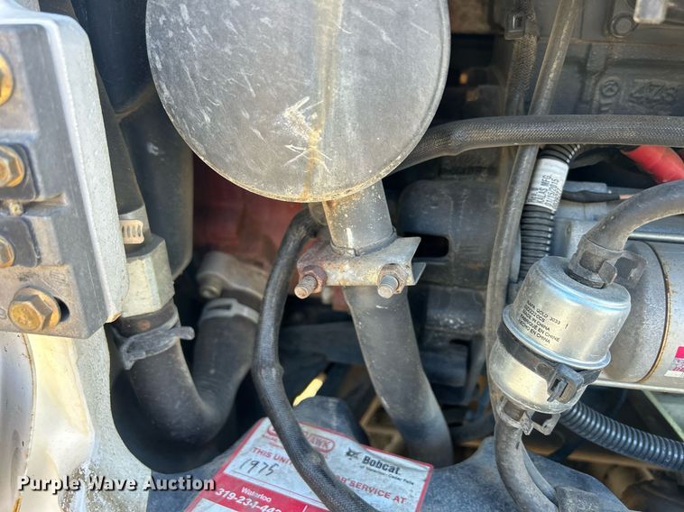 image for item MO9130 2015 Bobcat E20  mini excavator