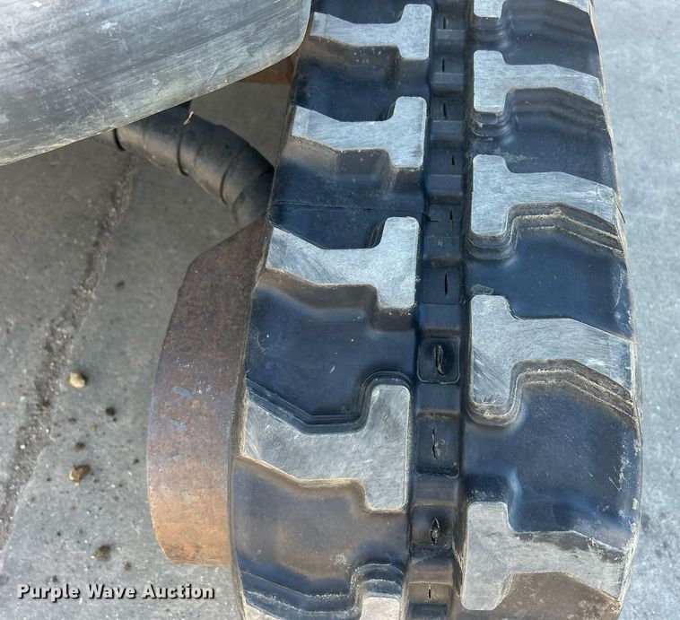 image for item MO9130 2015 Bobcat E20  mini excavator