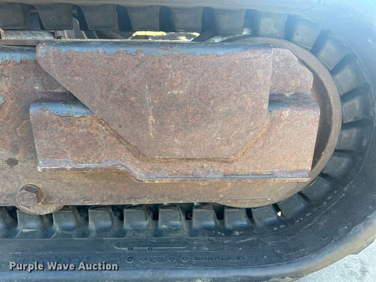 image for item MO9130 2015 Bobcat E20  mini excavator