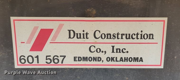 image for item MX9476 2002 Fruehauf flatbed trailer