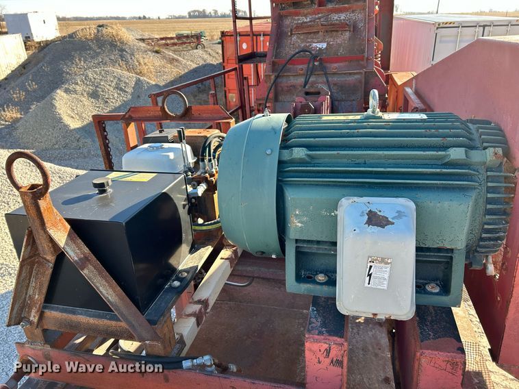 image for item NE9550 Eagle 33D7836  crusher