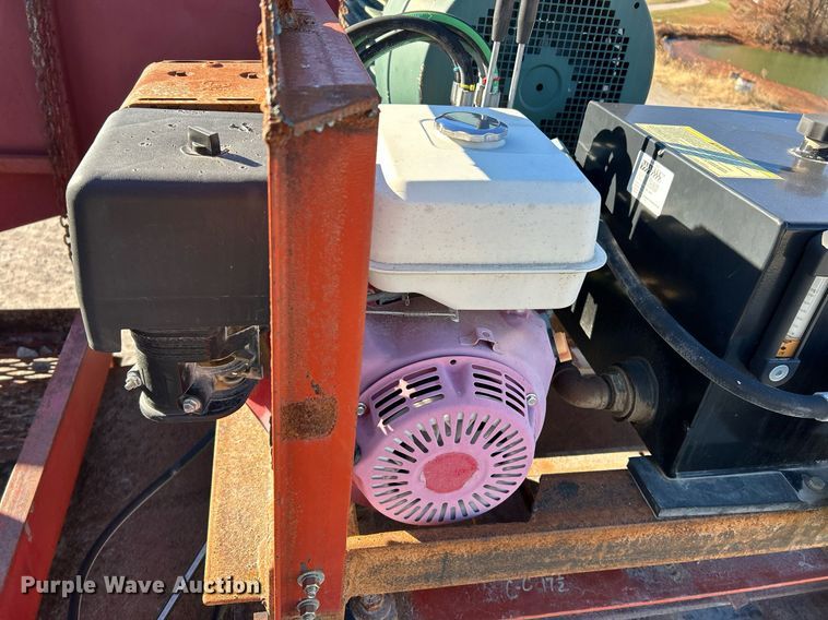 image for item NE9550 Eagle 33D7836  crusher