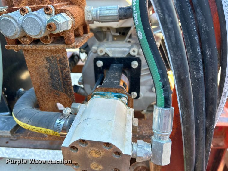 image for item NE9550 Eagle 33D7836  crusher