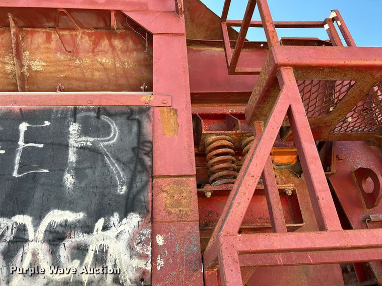 image for item NE9550 Eagle 33D7836  crusher