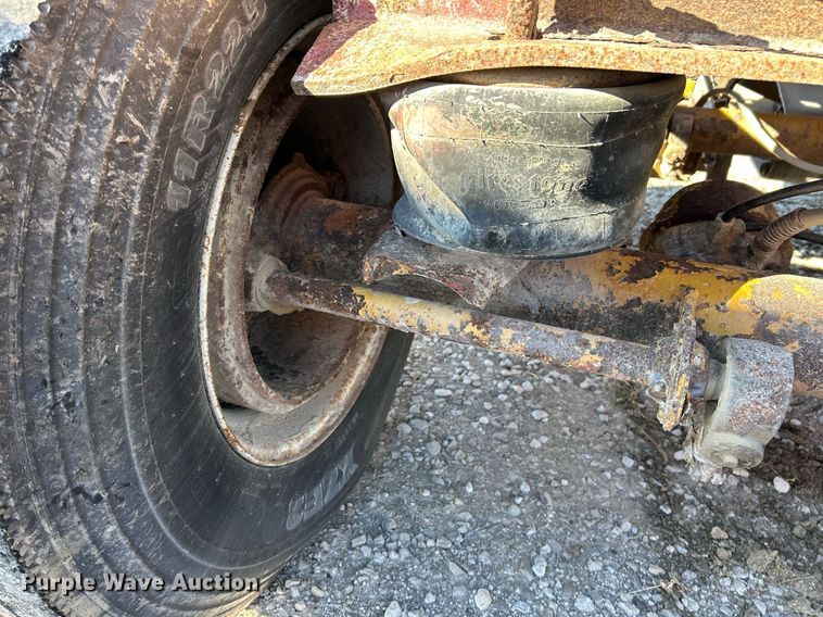 image for item NE9550 Eagle 33D7836  crusher