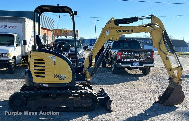 image for item NE9553 2019 Yanmar ViO25-6A  mini excavator