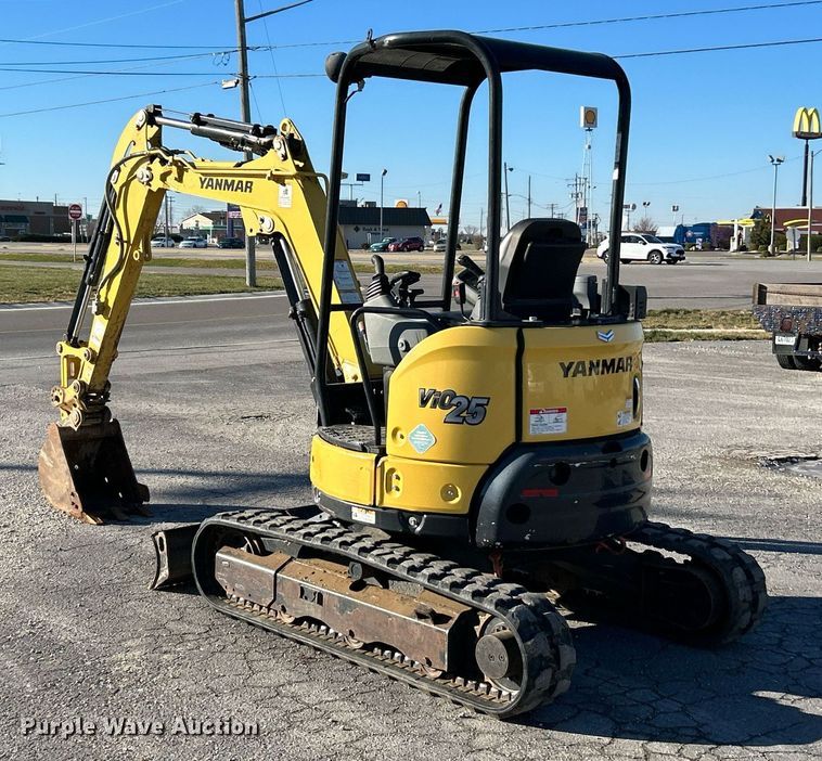 image for item NE9553 2019 Yanmar ViO25-6A  mini excavator